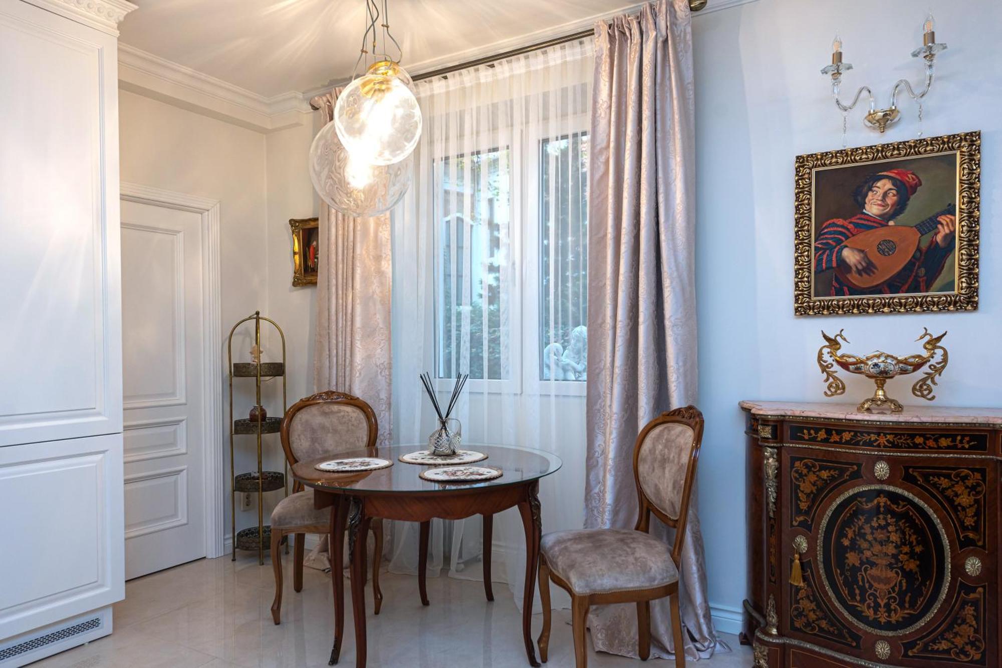 Luxury In Old Town With Private Garden Apartment Vilnius