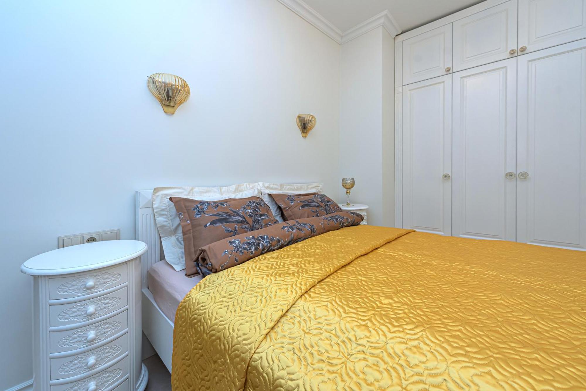 Luxury In Old Town With Private Garden Vilnius