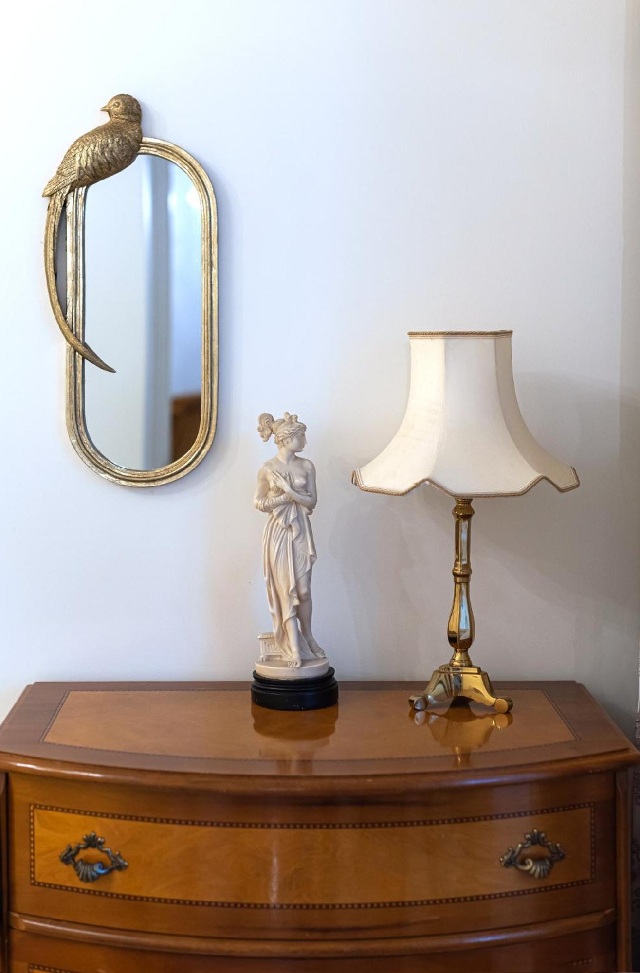 Luxury In Old Town With Private Garden Apartment