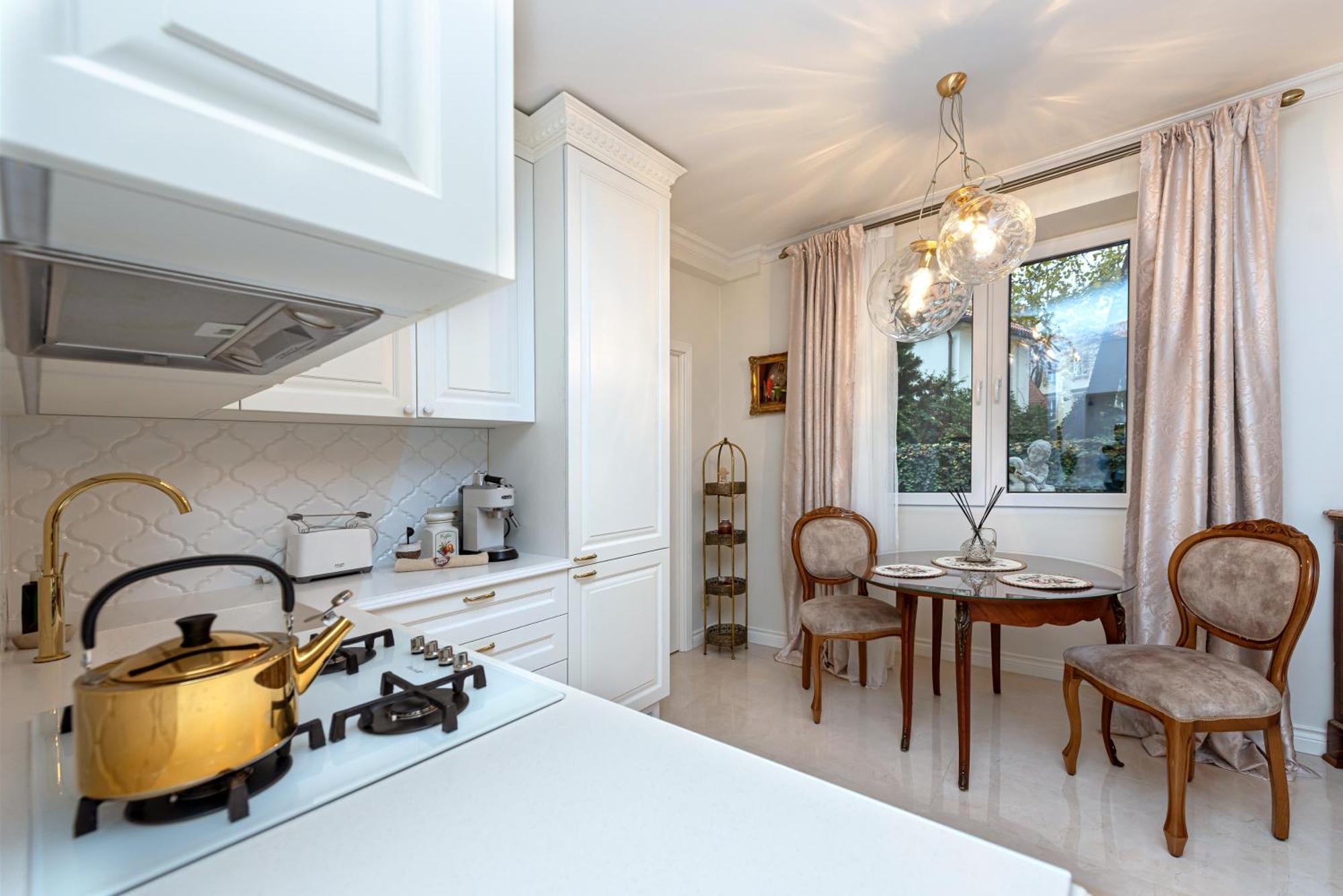 Luxury In Old Town With Private Garden Vilna